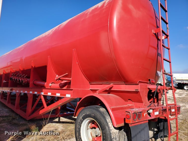image for item HC9153 1982 Shopmade  tank trailer