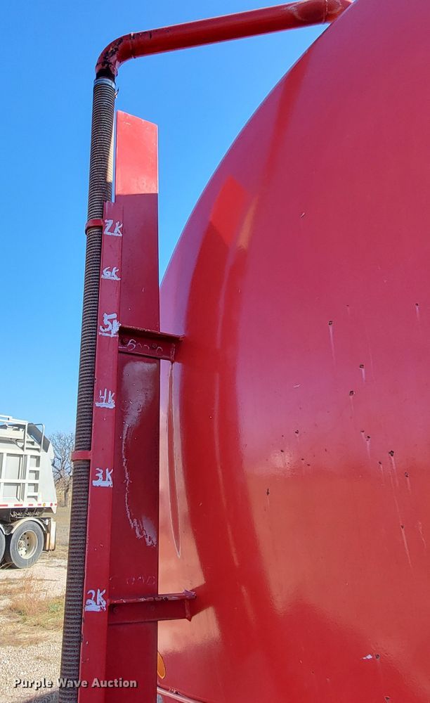 image for item HC9153 1982 Shopmade  tank trailer