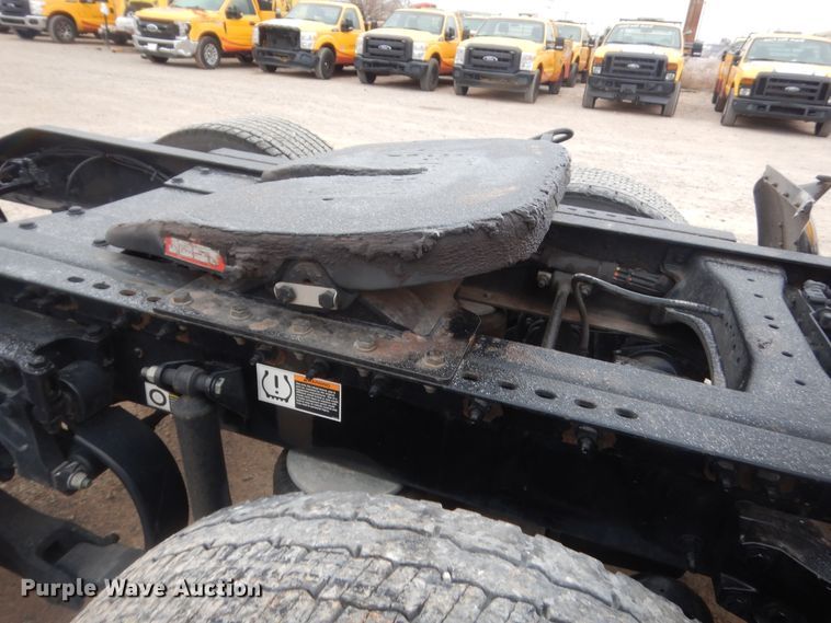 image for item HG9862 2017 Peterbilt 579  semi truck