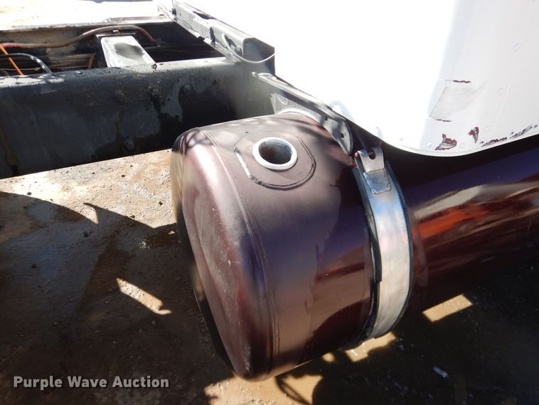 image for item HI9018 1989 Peterbilt 379  semi truck