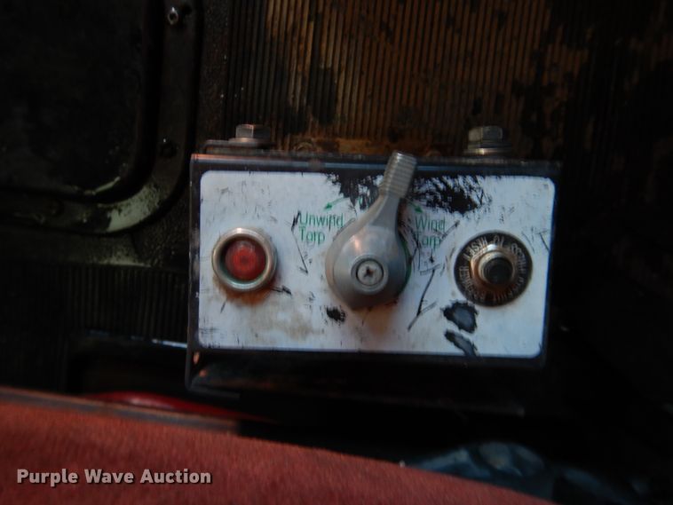 image for item HI9018 1989 Peterbilt 379  semi truck