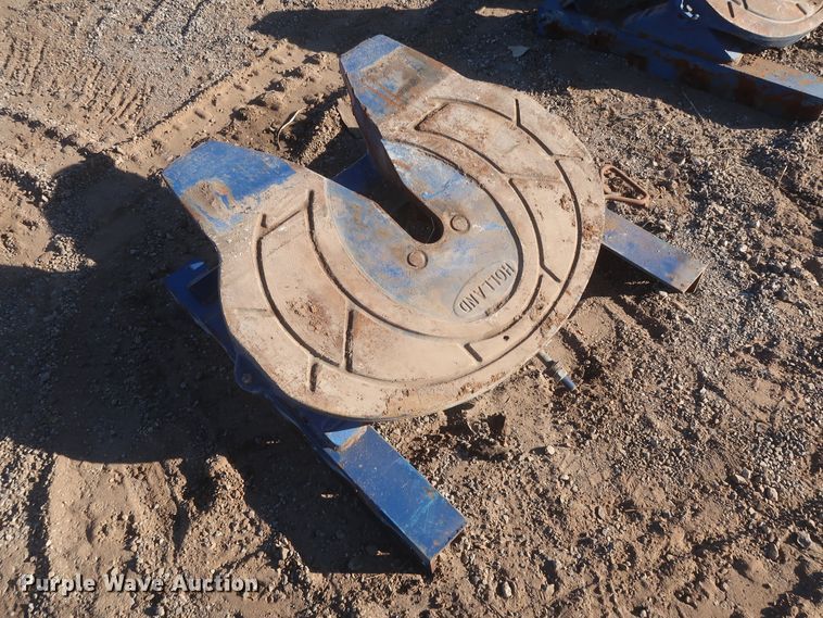 image for item HK9665 (2) Holland fifth wheel plate assemblies