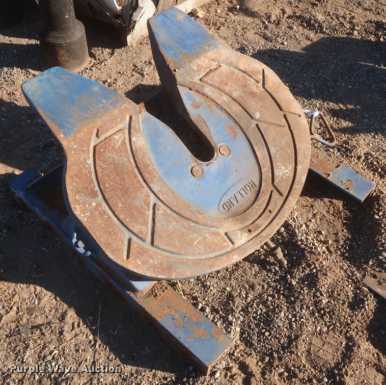 image for item HK9665 (2) Holland fifth wheel plate assemblies