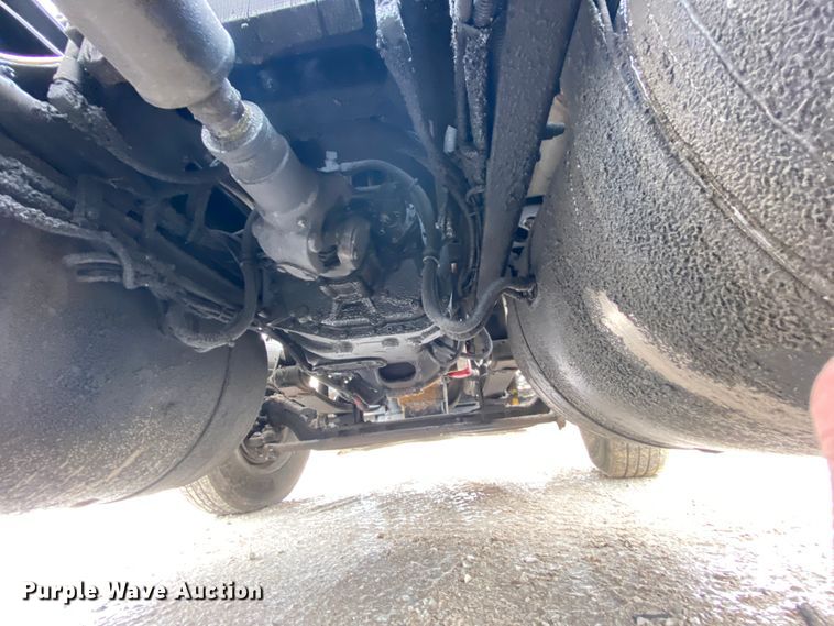 image for item HR9439 1999 Freightliner  semi truck