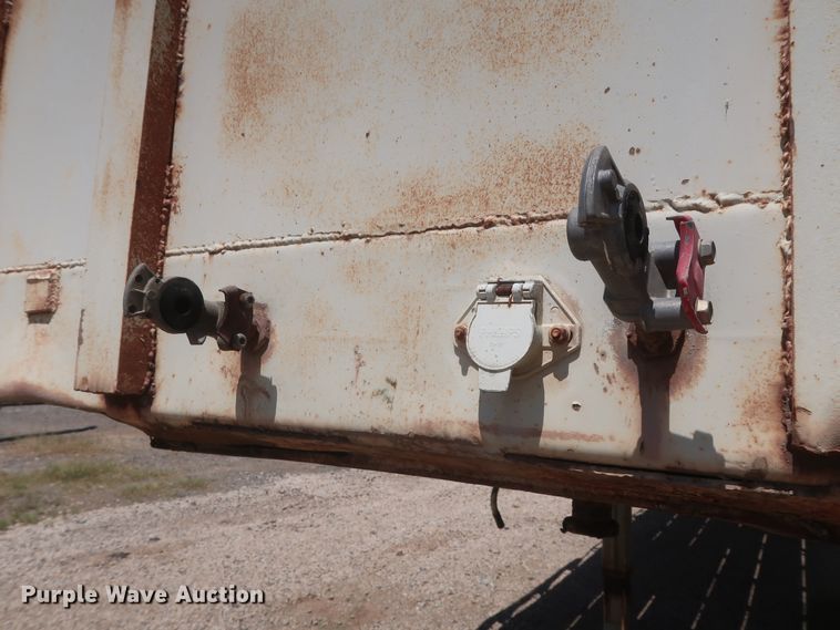 image for item HT9727 1956 Fruehauf flatbed trailer