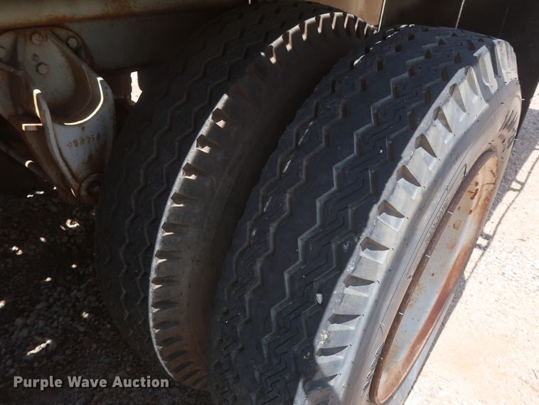 image for item HT9727 1956 Fruehauf flatbed trailer