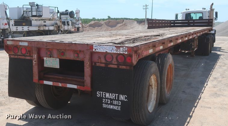 image for item HT9728 1980 Dorsey flatbed trailer