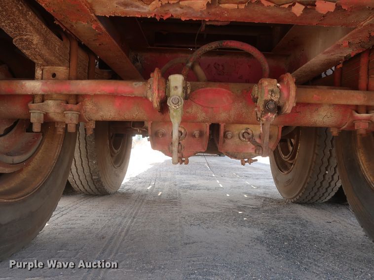 image for item HT9728 1980 Dorsey flatbed trailer