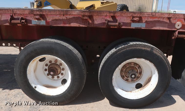 image for item HT9728 1980 Dorsey flatbed trailer