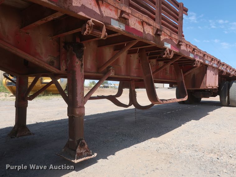 image for item HT9728 1980 Dorsey flatbed trailer