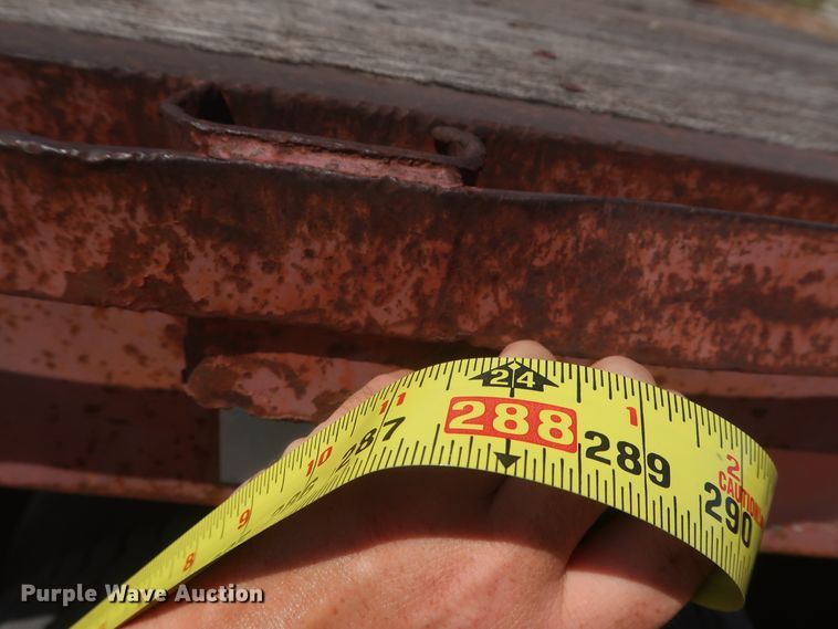 image for item HT9728 1980 Dorsey flatbed trailer