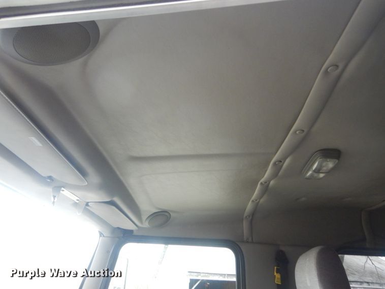 image for item HV9551 2012 Kenworth T370  flatbed truck