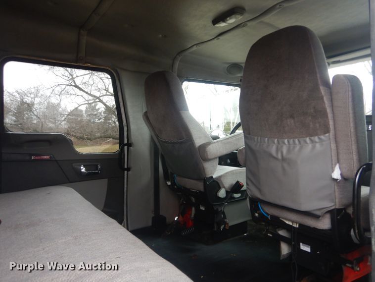 image for item HV9551 2012 Kenworth T370  flatbed truck