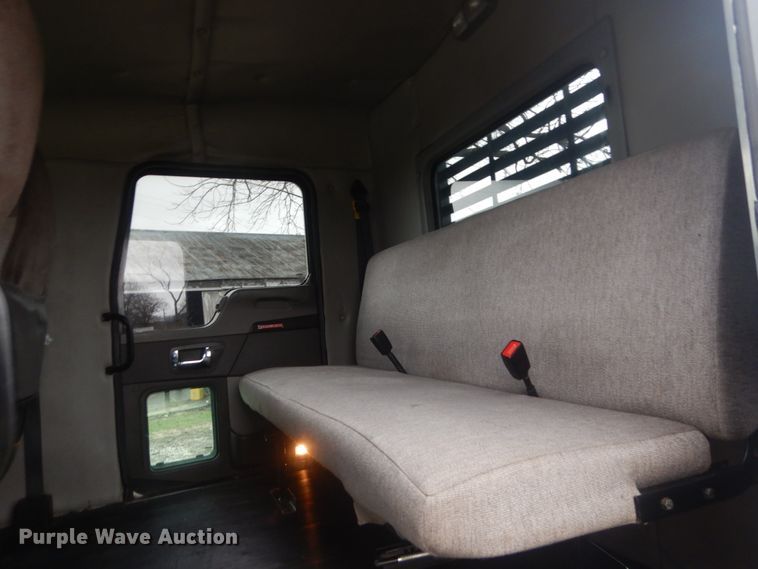 image for item HV9551 2012 Kenworth T370  flatbed truck