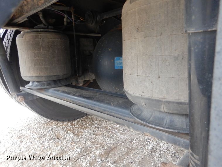 image for item HV9551 2012 Kenworth T370  flatbed truck