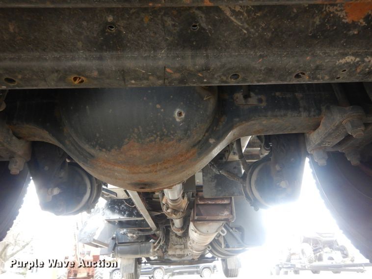 image for item HV9551 2012 Kenworth T370  flatbed truck