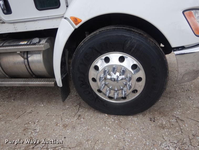 image for item HV9551 2012 Kenworth T370  flatbed truck