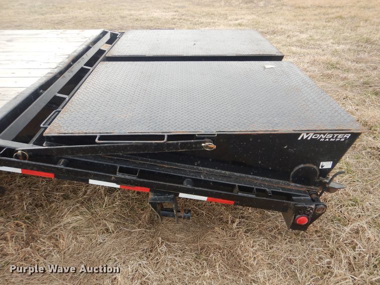 image for item HX9099 2019 PJ FD402 equipment trailer