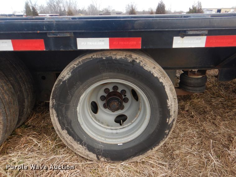 image for item HX9099 2019 PJ FD402 equipment trailer