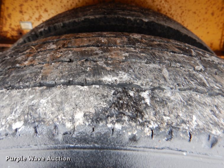 image for item HX9148 1999 Load King 353 LFM  equipment trailer