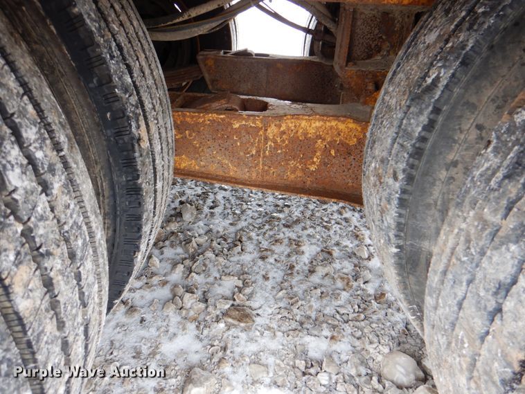 image for item HX9148 1999 Load King 353 LFM  equipment trailer