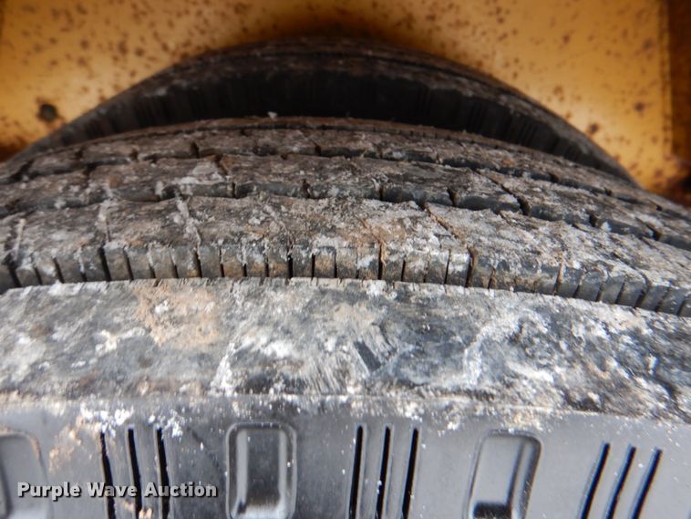 image for item HX9148 1999 Load King 353 LFM  equipment trailer