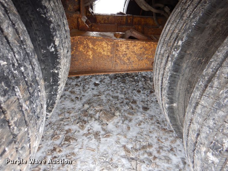 image for item HX9148 1999 Load King 353 LFM  equipment trailer