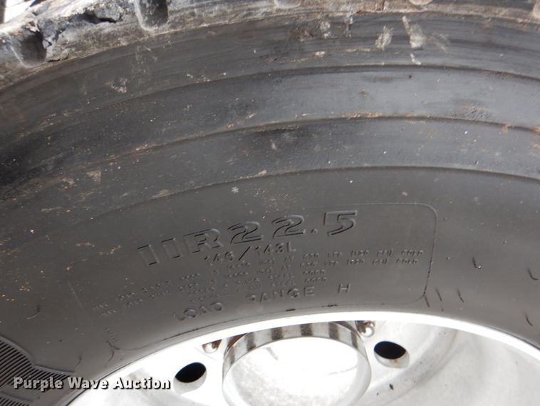 image for item HX9150 2010 Kenworth T800  semi truck