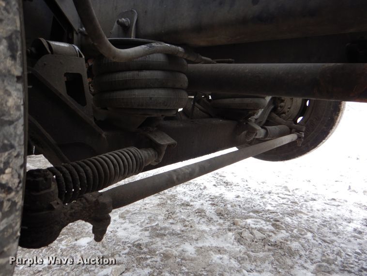 image for item HX9150 2010 Kenworth T800  semi truck