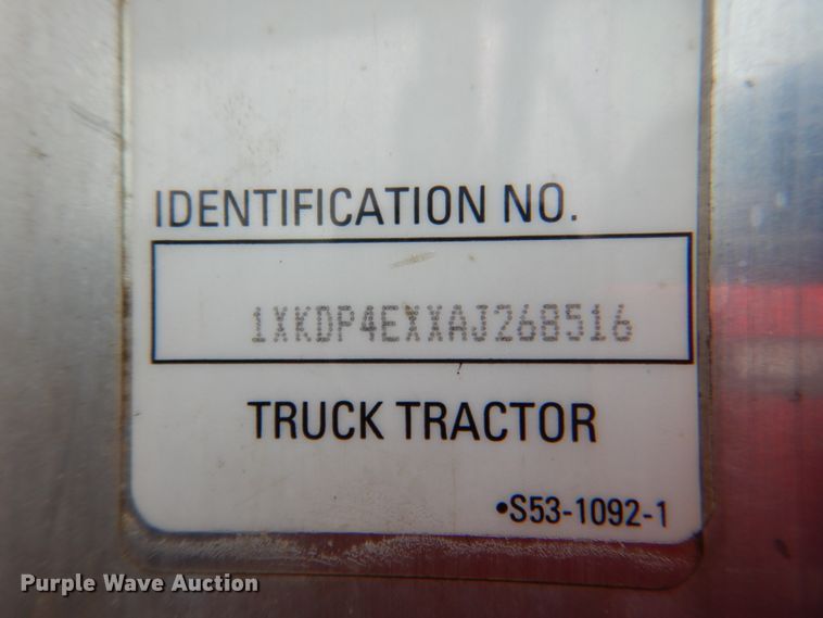 image for item HX9150 2010 Kenworth T800  semi truck