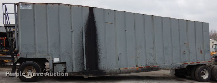 image for item HX9542 1999 Wichita  tank trailer