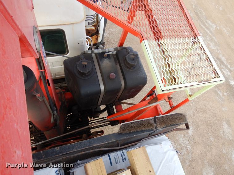 image for item HX9603 2001 Mack DM690S  crane truck