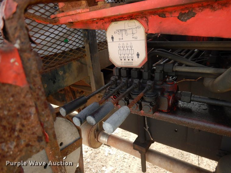 image for item HX9603 2001 Mack DM690S  crane truck