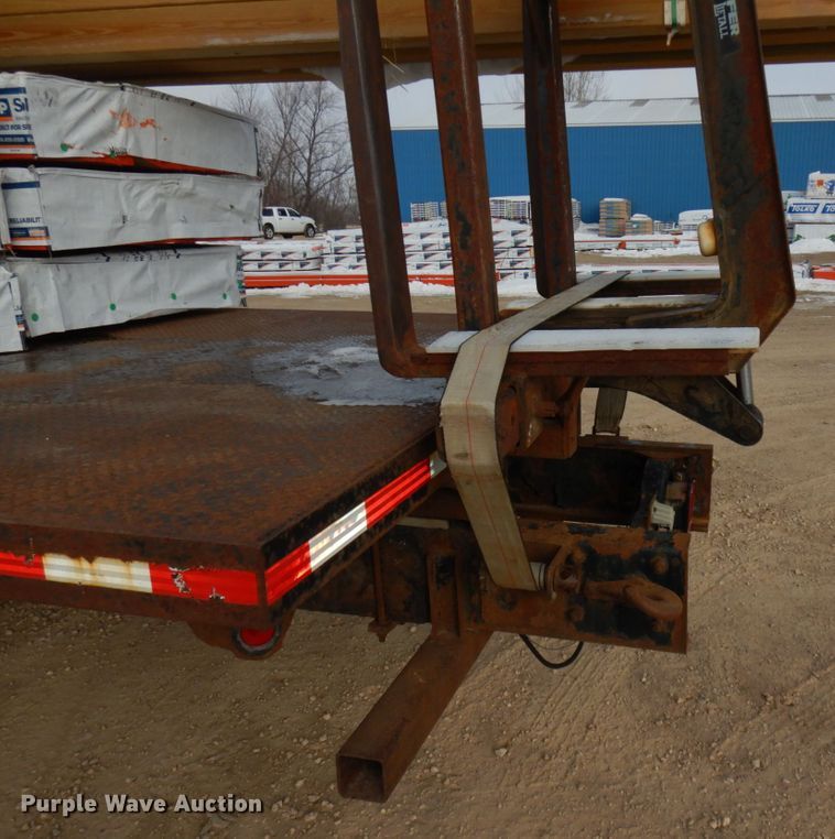 image for item HX9603 2001 Mack DM690S  crane truck