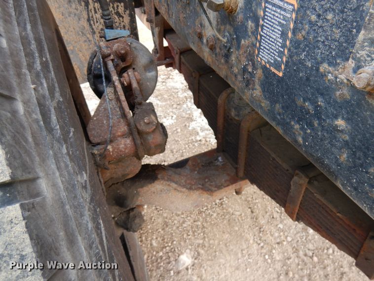 image for item HX9603 2001 Mack DM690S  crane truck