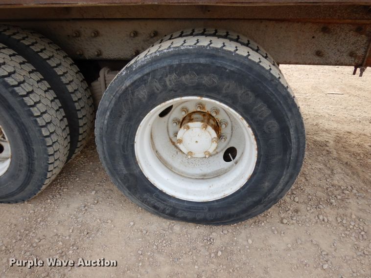 image for item HX9603 2001 Mack DM690S  crane truck