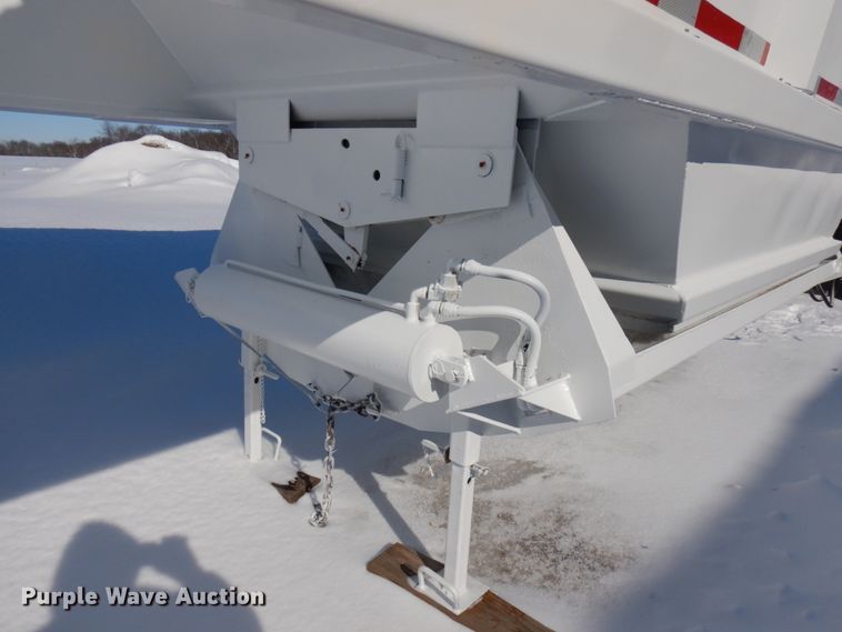 image for item HX9608 1998 Corn Belt MFG  bottom dump trailer