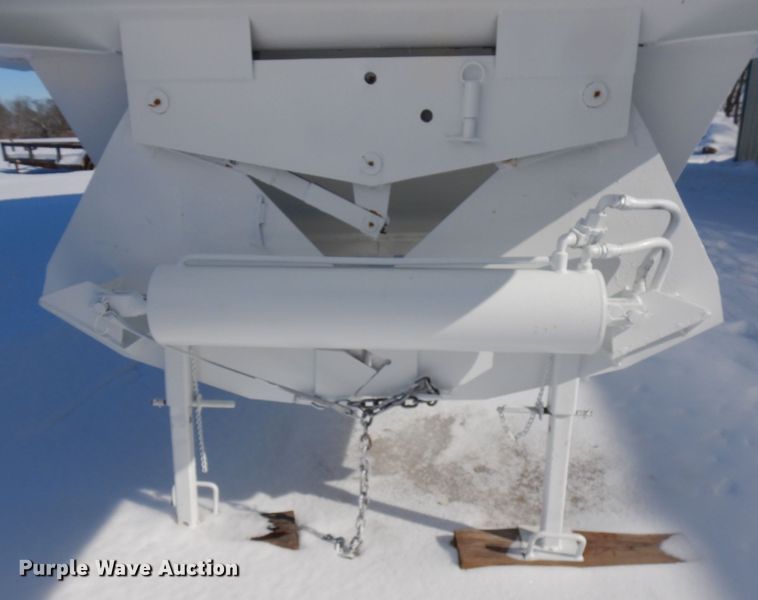 image for item HX9608 1998 Corn Belt MFG  bottom dump trailer