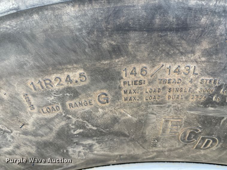 image for item HX9777 1994 Kenworth T600  semi truck