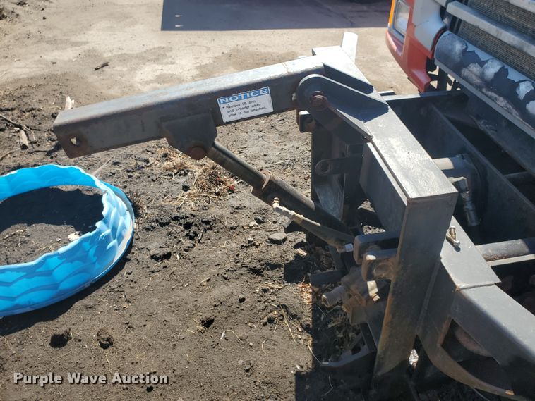 image for item DE4533 2005 Sterling LT7500  dump truck