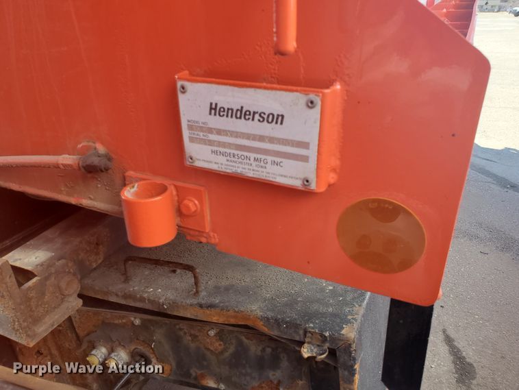 image for item DE4533 2005 Sterling LT7500  dump truck