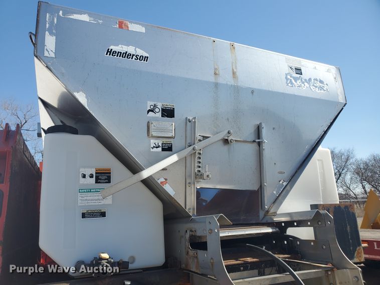 image for item DE4533 2005 Sterling LT7500  dump truck