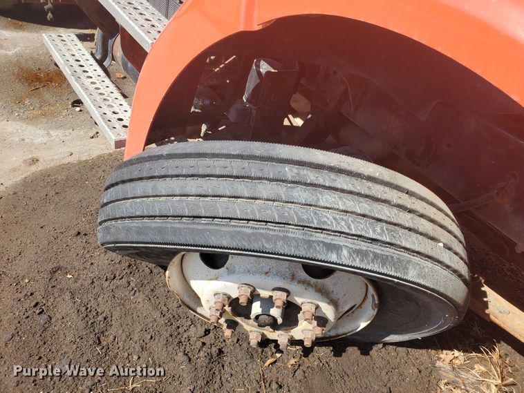 image for item DE4533 2005 Sterling LT7500  dump truck