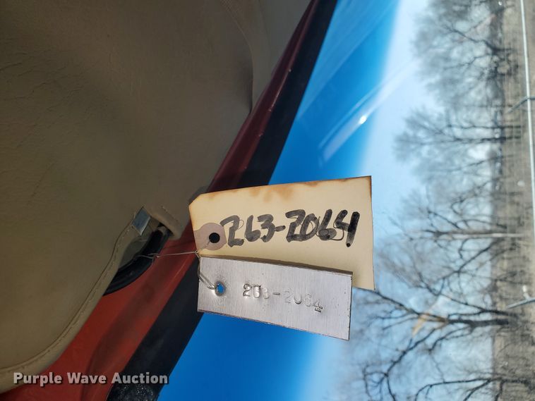 image for item DE4533 2005 Sterling LT7500  dump truck