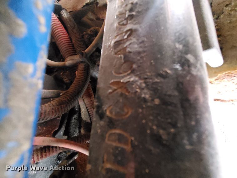 image for item DE4533 2005 Sterling LT7500  dump truck