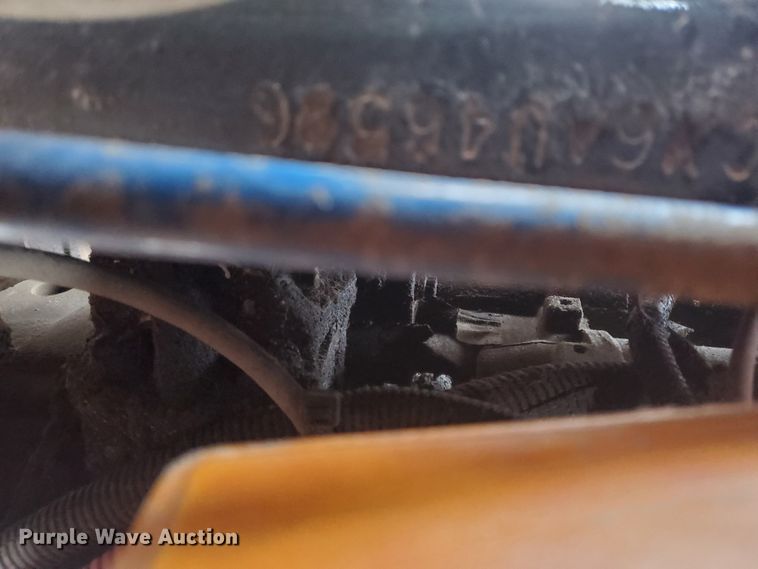 image for item DE4533 2005 Sterling LT7500  dump truck