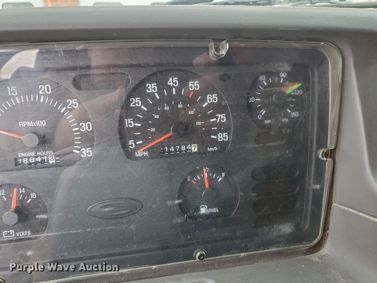 image for item DF4657 2001 Sterling LT7501  dump truck