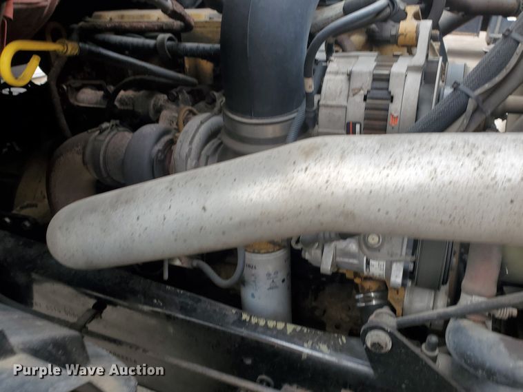 image for item DF4657 2001 Sterling LT7501  dump truck