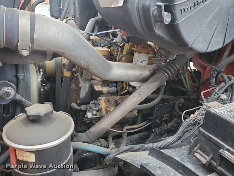 image for item DF4657 2001 Sterling LT7501  dump truck