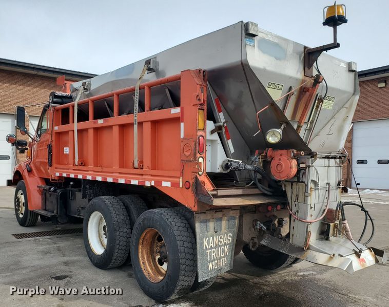 image for item DF4658 2001 Sterling LT7501  dump truck